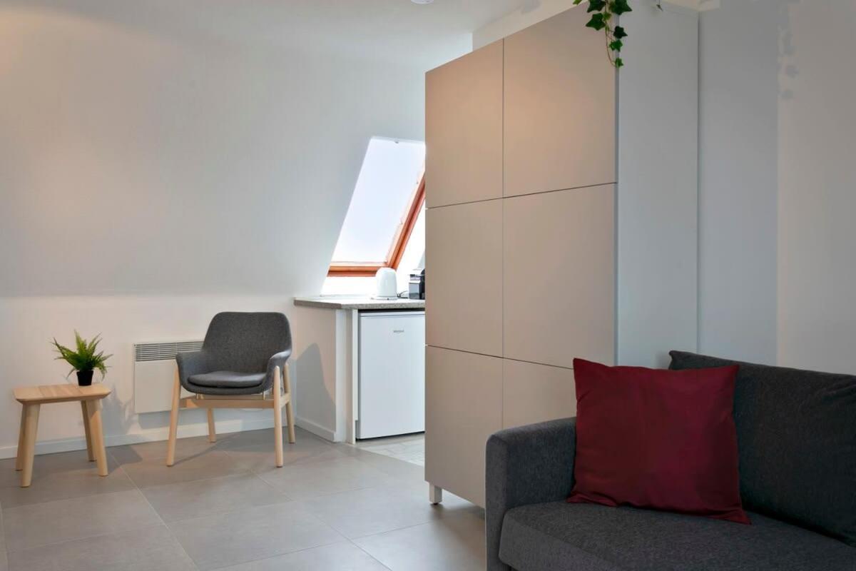 Huswell - Cozy And Roomy Studio With A Homely Feel Le Coq Extérieur photo